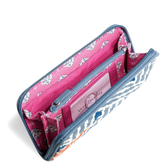 Vera Bradley RFID Georgia Wallet Clutch in Geo Medallions Style 21206 - $48 - Picture 3 of 4